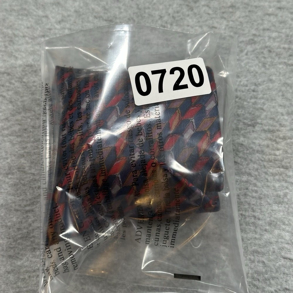Vintage Sheaf & Caber 100% Silk Men's Tie Red Blue Made in USA w/ Italian Fabric - Picture 6 of 6